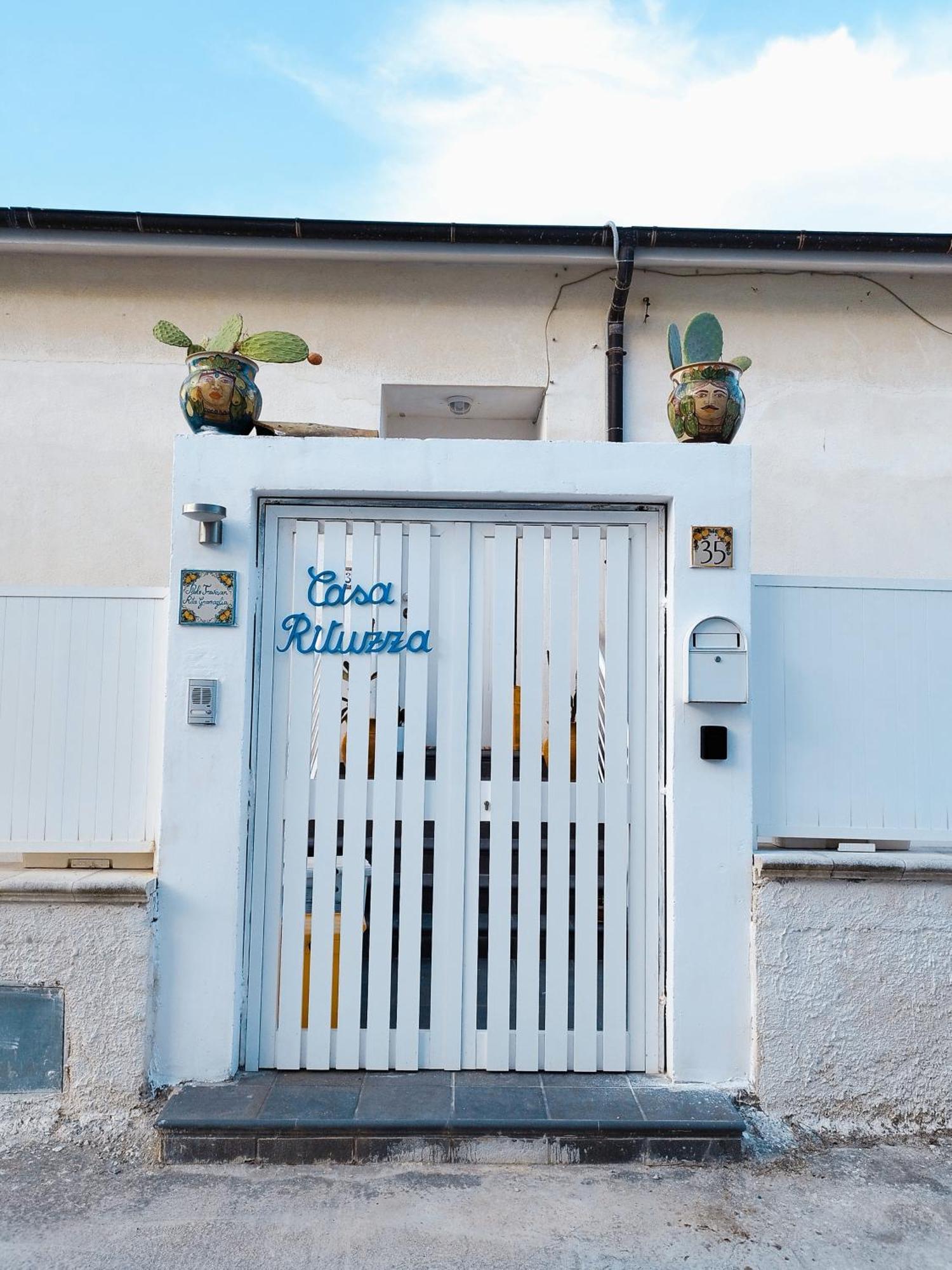Casa Rituzza Apartment San Leone Luaran gambar