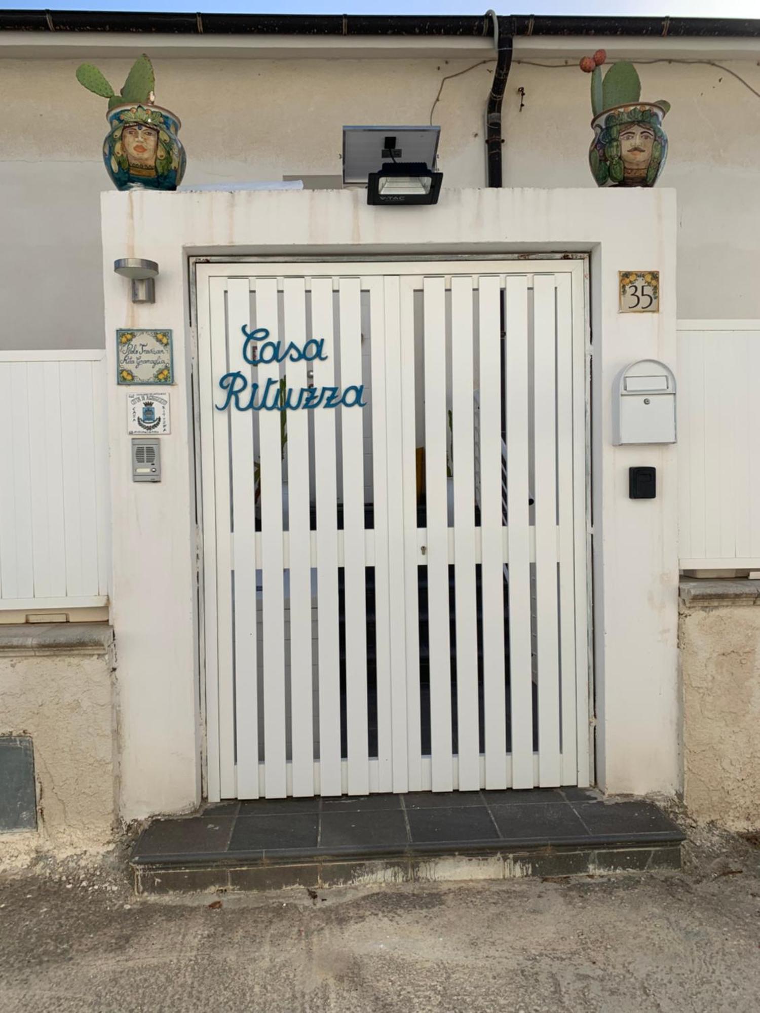 Casa Rituzza Apartment San Leone Luaran gambar